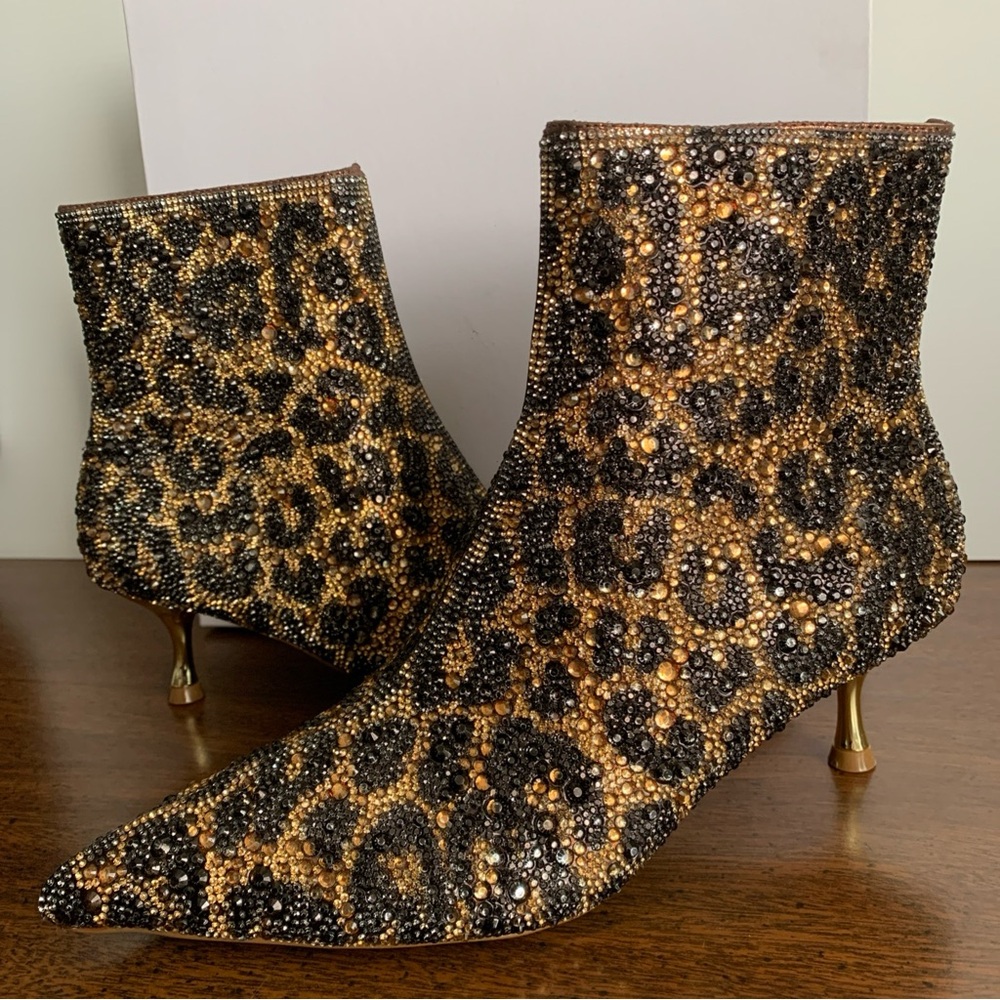 Betsy Johnson Leopard Boots Ladies Size 8 Rhinestone Glitter